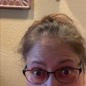 Meet your Posher, Lori